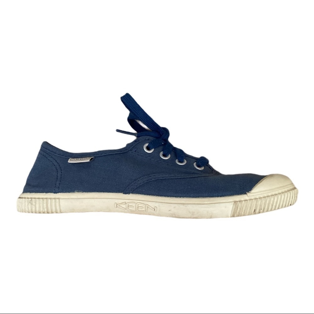❤️KEEN‎ CANVAS SNEAKERS ~ 6.5